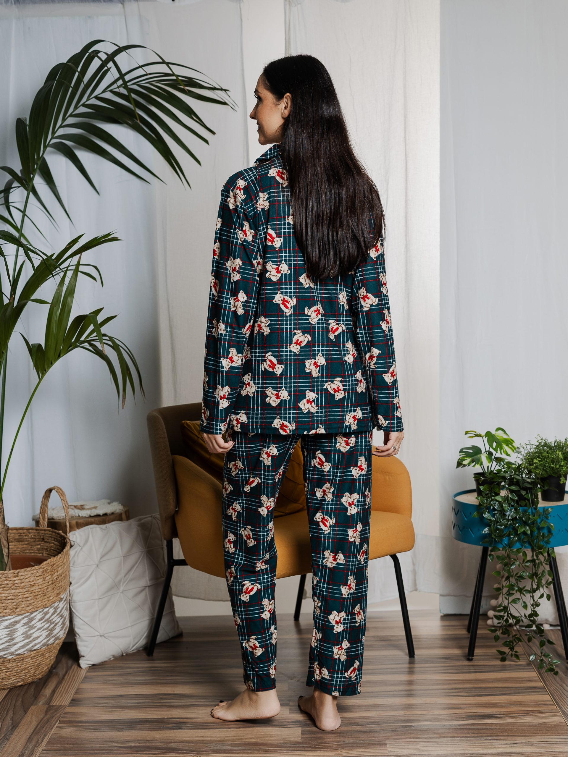 SW004 Σαγιονάρες Εκρού